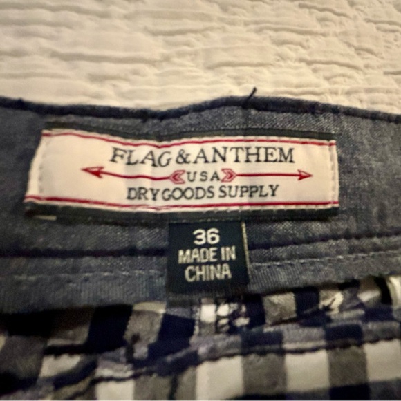 Flag & Anthem Men’s Gingham Shorts (36) - Picture 3 of 3